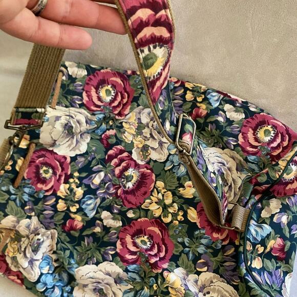 American Style Lacrosse Band Bag - 17" x 20" - Sporty & Functional - Picture 7 of 11